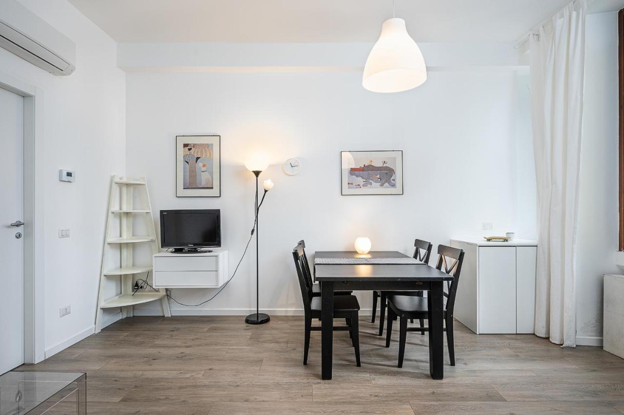 Sempione 95 Apartment Milan Luaran gambar